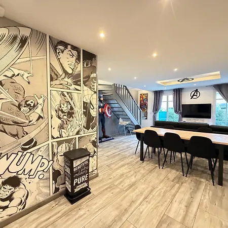 Avengers House Pensjonat